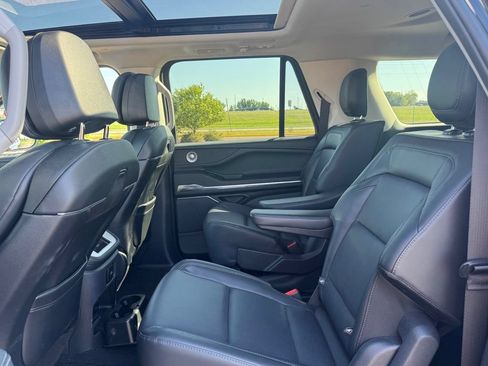 Used 2026 Lincoln Navigator L Reserve AWD/4WD image 34