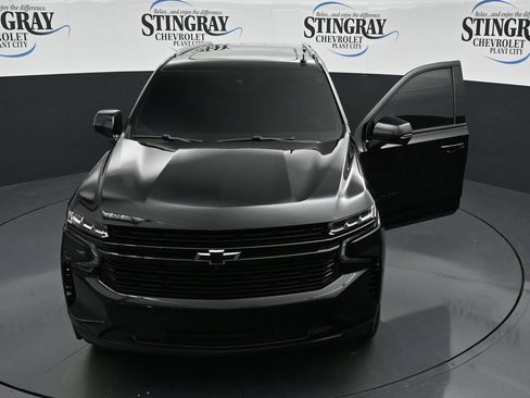 Used 2024 Chevrolet Suburban RST w/ Luxury Package RWD image 19