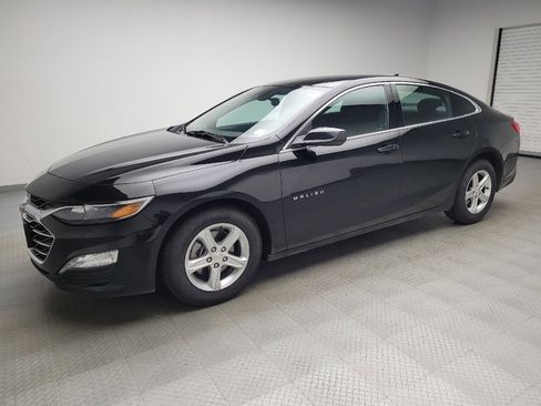 Used 2024 Chevrolet Malibu LT FWD image 2