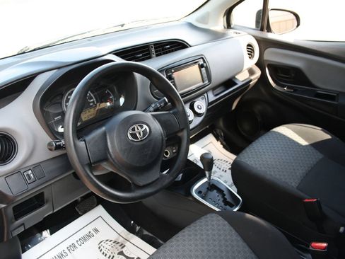 Used 2015 Toyota Yaris L FWD image 16