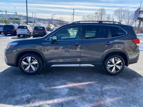 Used 2020 Subaru Forester Touring image 6