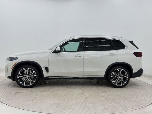 Certified 2026 BMW X5 xDrive40i w/ Climate Comfort Package AWD/4WD image 2