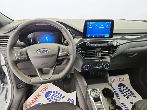 Used 2025 Ford Escape ST-Line Select AWD/4WD image 14