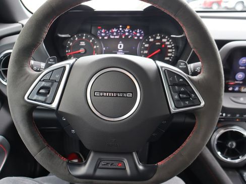 Used 2022 Chevrolet Camaro ZL1 RWD image 6