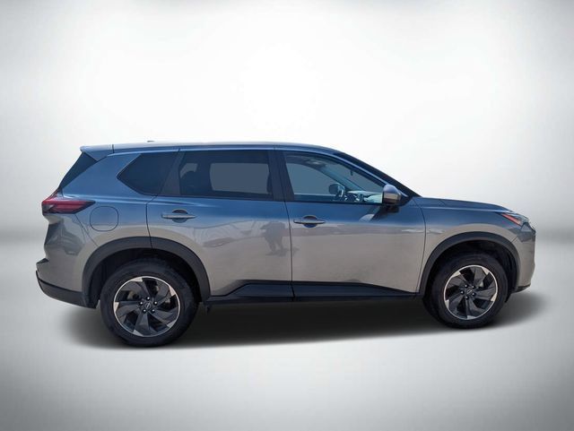 Used 2025 Nissan Rogue SV FWD image 3