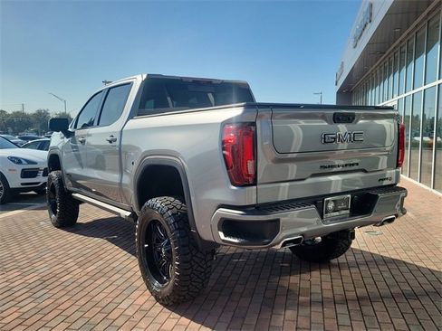 Used 2024 GMC Sierra 1500 AT4 w/ Technology Package image 3