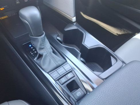 Certified 2025 Toyota Camry SE w/ Convenience Package image 19