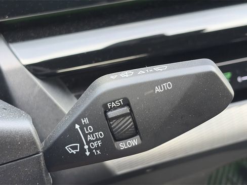 Used 2026 BMW 530i xDrive image 10