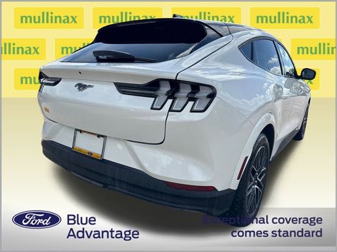 Certified 2025 Ford Mustang Mach-E Premium image 4