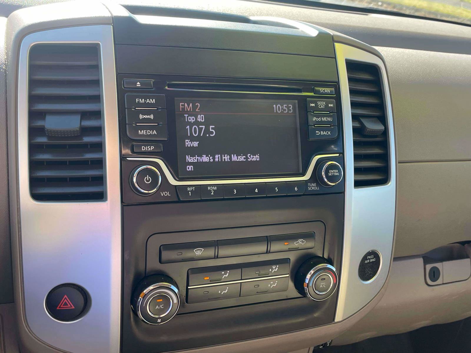 Used 2017 Nissan Frontier SV AWD/4WD image 15