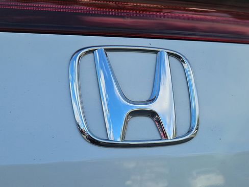 Certified 2024 Honda Civic EX-L image 31