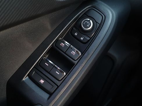 New 2026 Subaru Crosstrek 2.5i Limited AWD/4WD image 18