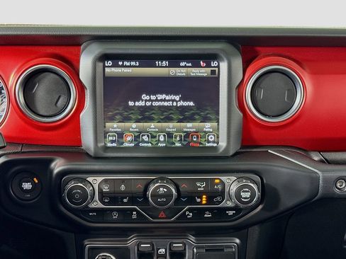 Used 2022 Jeep Gladiator Rubicon w/ LED Lighting Group AWD/4WD image 12