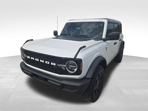 Used 2025 Ford Bronco Big Bend w/ Black Appearance Package AWD/4WD image 10