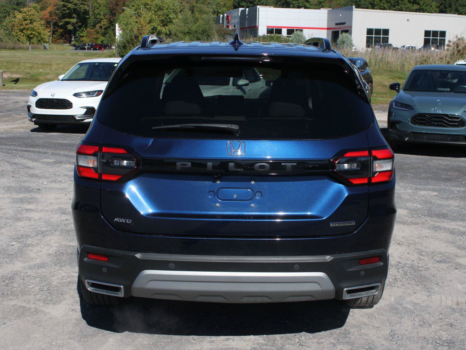 Certified 2024 Honda Pilot Touring image 6