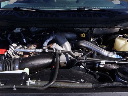 Used 2024 Ford F250 XLT w/ FX4 Off-Road Package image 14