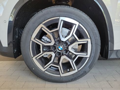 New 2026 BMW X1 xDrive28i w/ Convenience Package AWD/4WD image 11