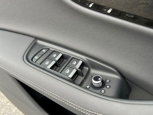 Used 2025 Audi Q7 3.0T Prestige w/ Prestige Package image 38