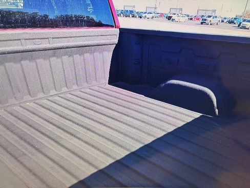 Used 2020 GMC Sierra 1500 SLE w/ SLE Value Package image 14