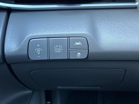 Used 2023 Hyundai Elantra Blue FWD image 33