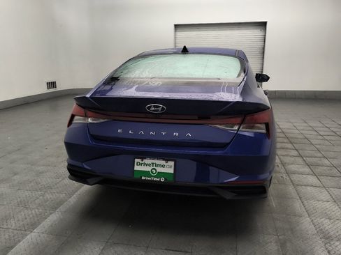 Used 2023 Hyundai Elantra SEL FWD image 7