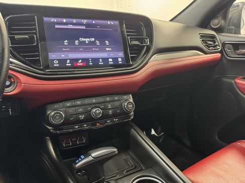 Used 2022 Dodge Durango R/T w/ Trailer Tow Group IV image 17