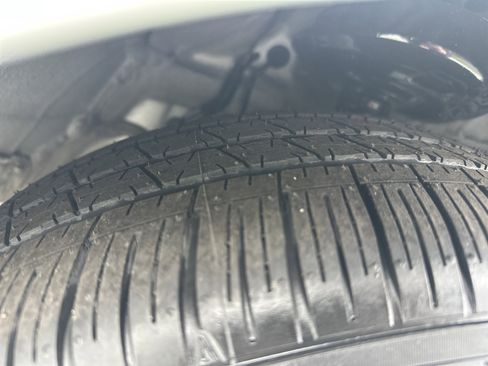 Used 2024 Toyota Corolla LE image 12