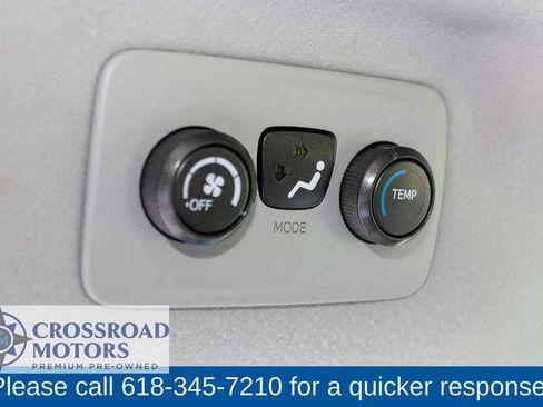 Used 2012 Toyota Sienna LE FWD image 33