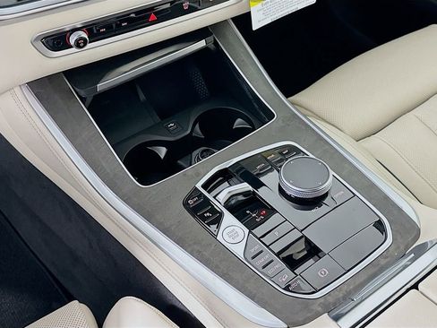 New 2026 BMW X5 xDrive40i w/ Climate Comfort Package image 15