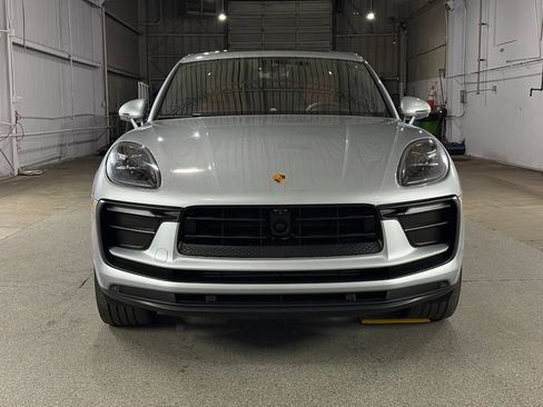 Used 2023 Porsche Macan Turbo AWD/4WD image 3