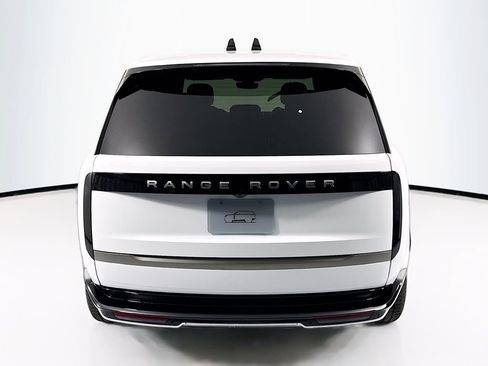 New 2026 Land Rover Range Rover Long Wheelbase SE AWD/4WD image 6