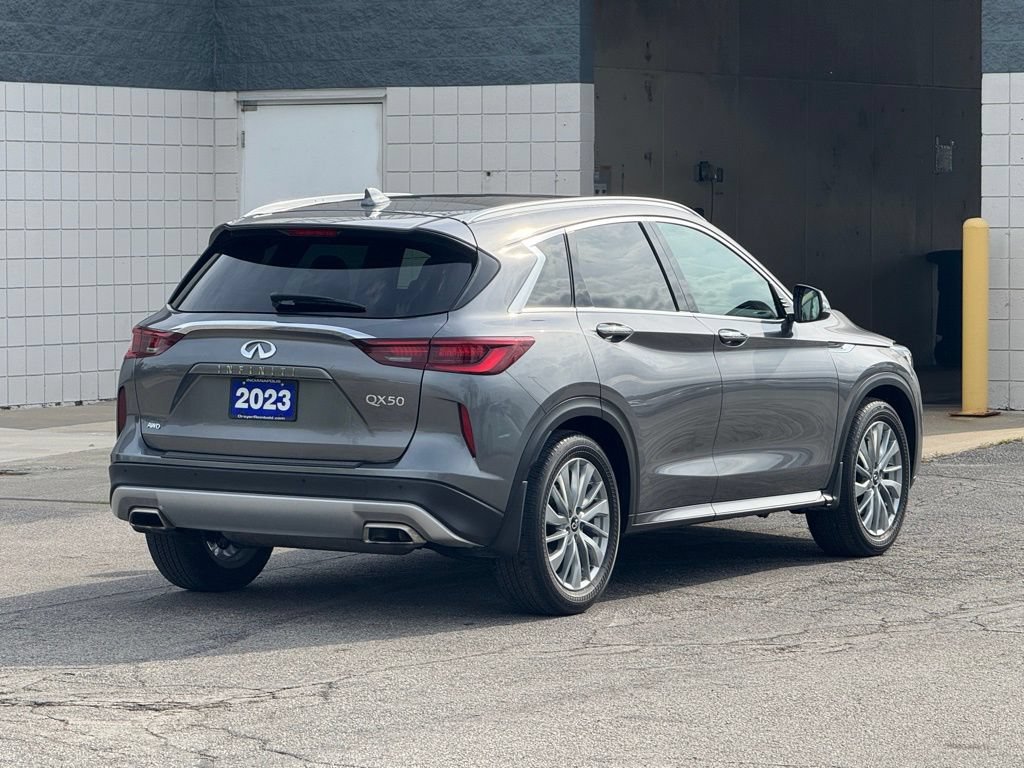Used 2023 INFINITI QX50 Luxe AWD/4WD image 4