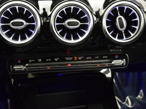 Certified 2021 Mercedes-Benz CLA 250 image 28