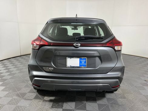 Used 2025 Nissan Kicks Play S image 8