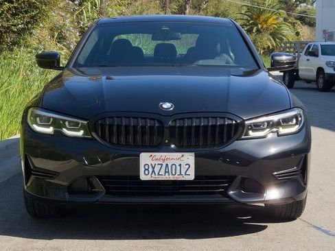 Used 2021 BMW 330i Sedan w/ Premium Package image 27