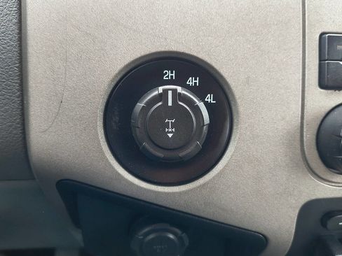 Used 2015 Ford F250 XLT w/ XLT Value Package image 15