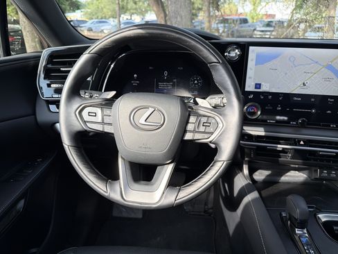 Used 2026 Lexus RX 350 Premium Plus w/ Accessory Package (Z1) FWD image 31