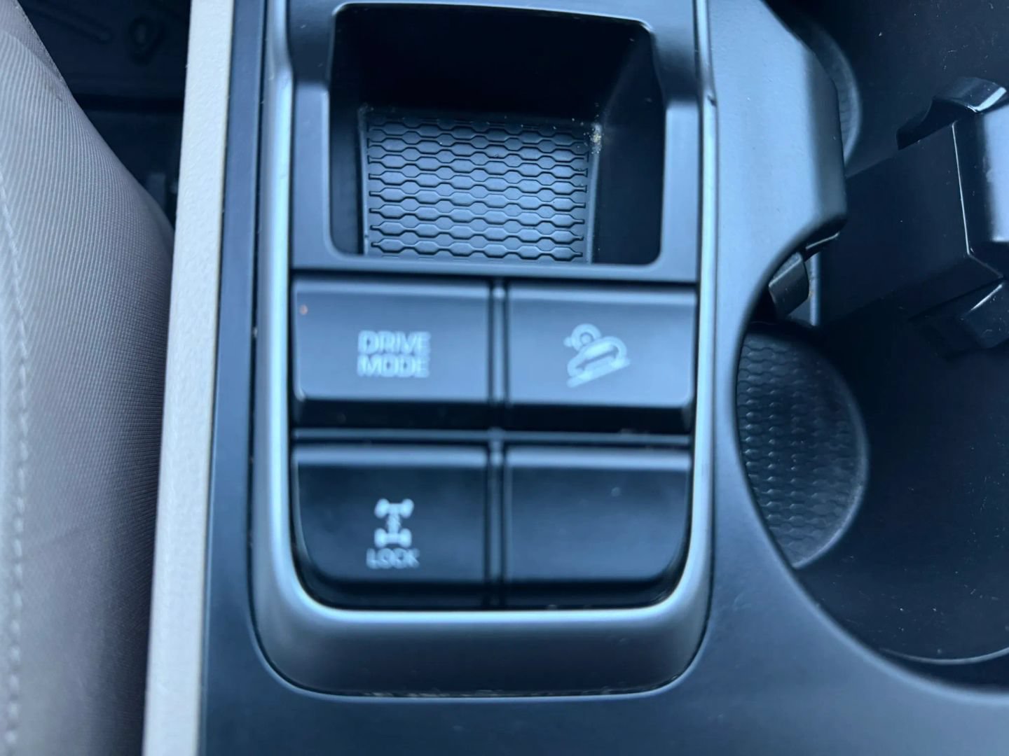 Used 2016 Hyundai Tucson Sport AWD/4WD image 29