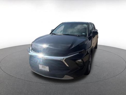Used 2025 Chevrolet Blazer LT image 7