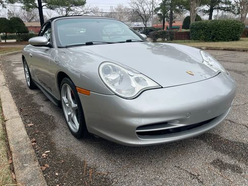 Used 2002 Porsche 911 Cabriolet image 9