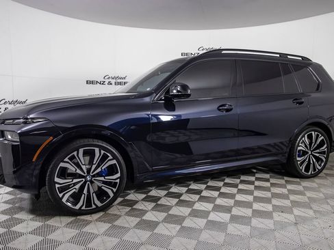 Used 2026 BMW X7 M60i w/ Climate Comfort Package AWD/4WD image 5