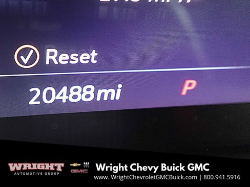 Used 2022 Buick Envision Essence w/ Sport Touring Package image 18