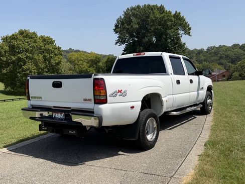 Used 2005 GMC Sierra 3500 SLT w/ Heavy-Duty Power Package AWD/4WD image 23