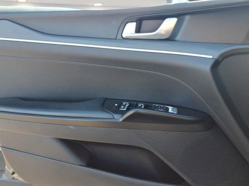 Used 2023 Kia K5 LXS image 18