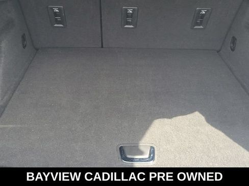 Used 2021 Cadillac XT4 Premium Luxury FWD image 12