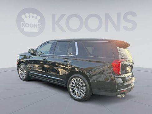 Used 2023 GMC Yukon Denali Ultimate image 4
