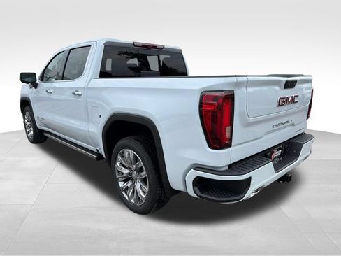 New 2026 GMC Sierra 1500 Denali w/ Denali Reserve Package AWD/4WD image 5