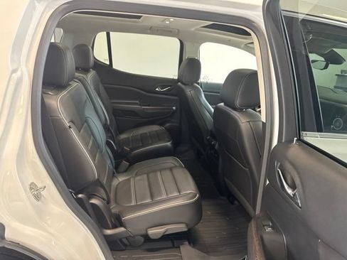 Used 2023 GMC Acadia Denali w/ Denali Ultimate Package AWD/4WD image 46