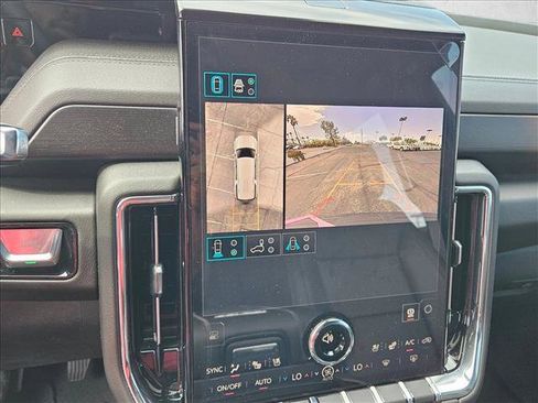 New 2026 GMC Yukon XL Denali w/ Sun & Power Step Package AWD/4WD image 13