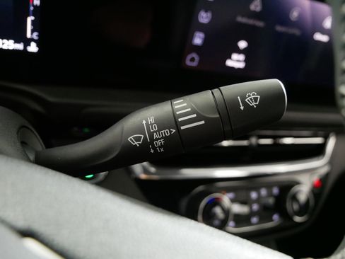 Used 2025 Buick Envista Sport Touring w/ Convenience I Package image 32